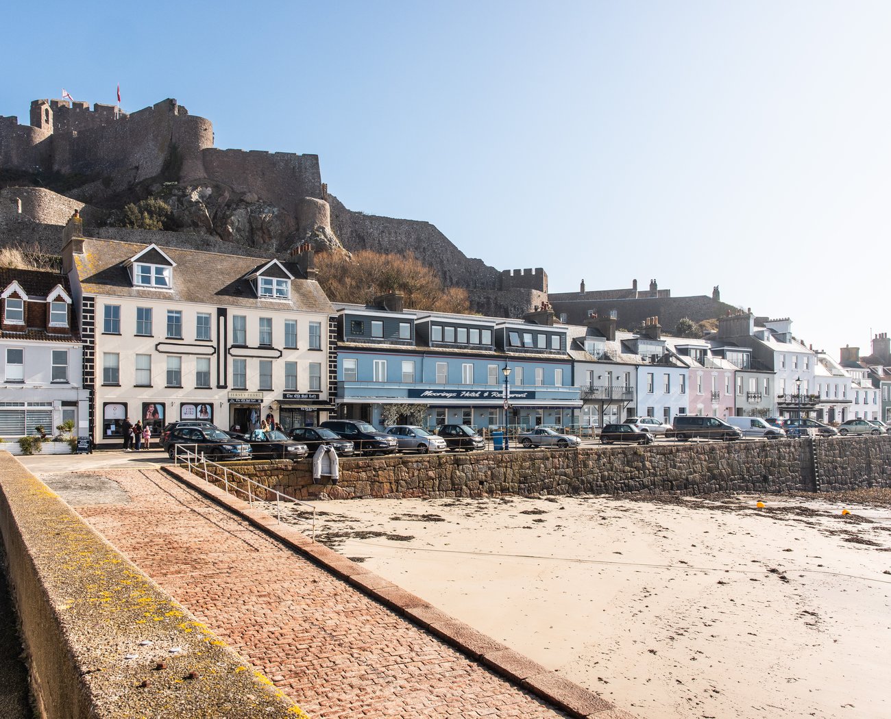 Traditional Jersey timber windows and heritage property details